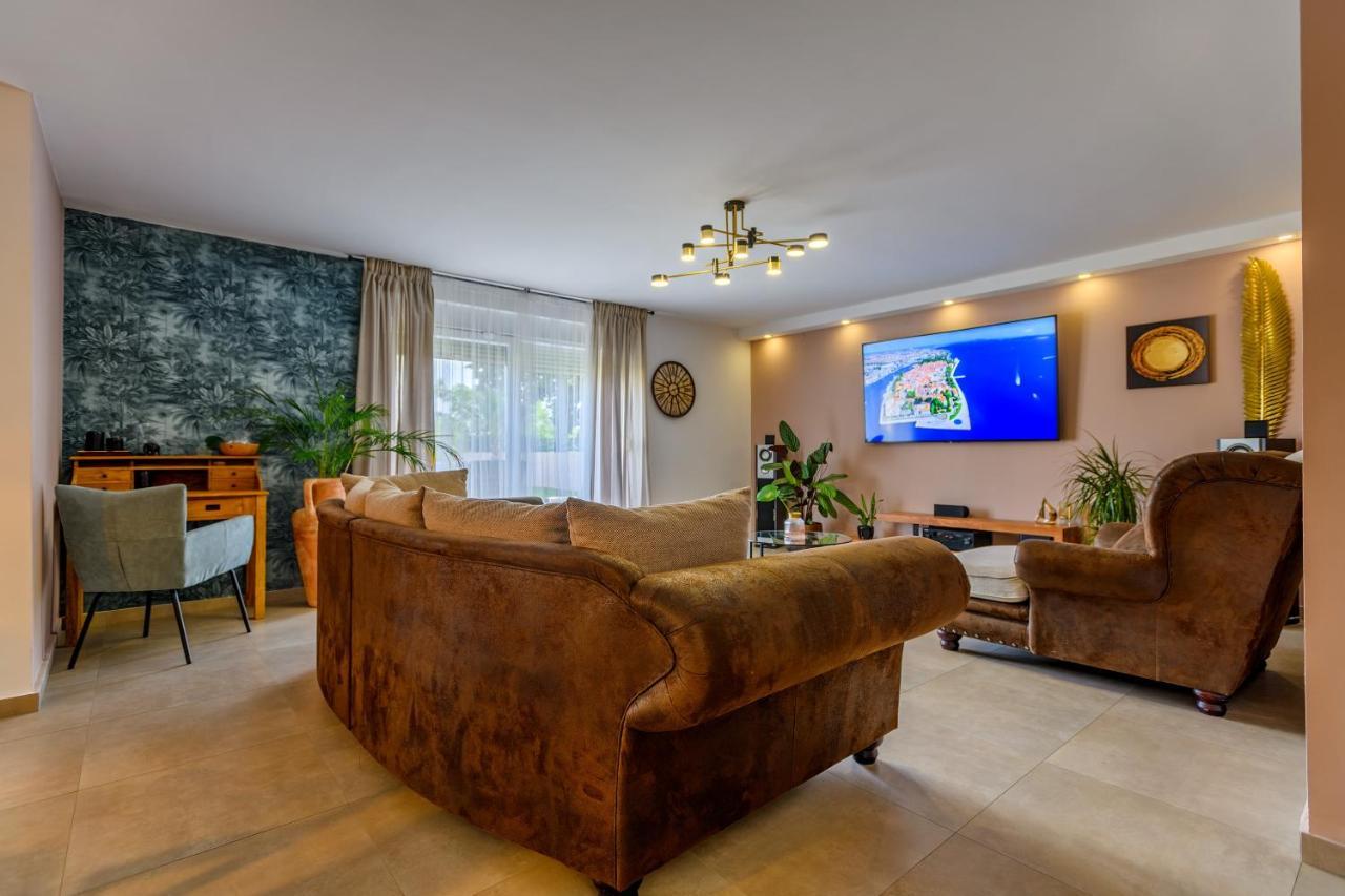 Green Residence Villa Задар Экстерьер фото